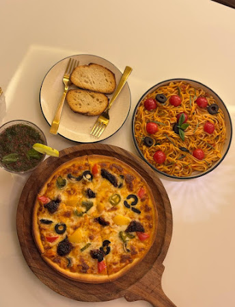Fresh Gourmet Pizza, Pasta and Sourdough Spread
